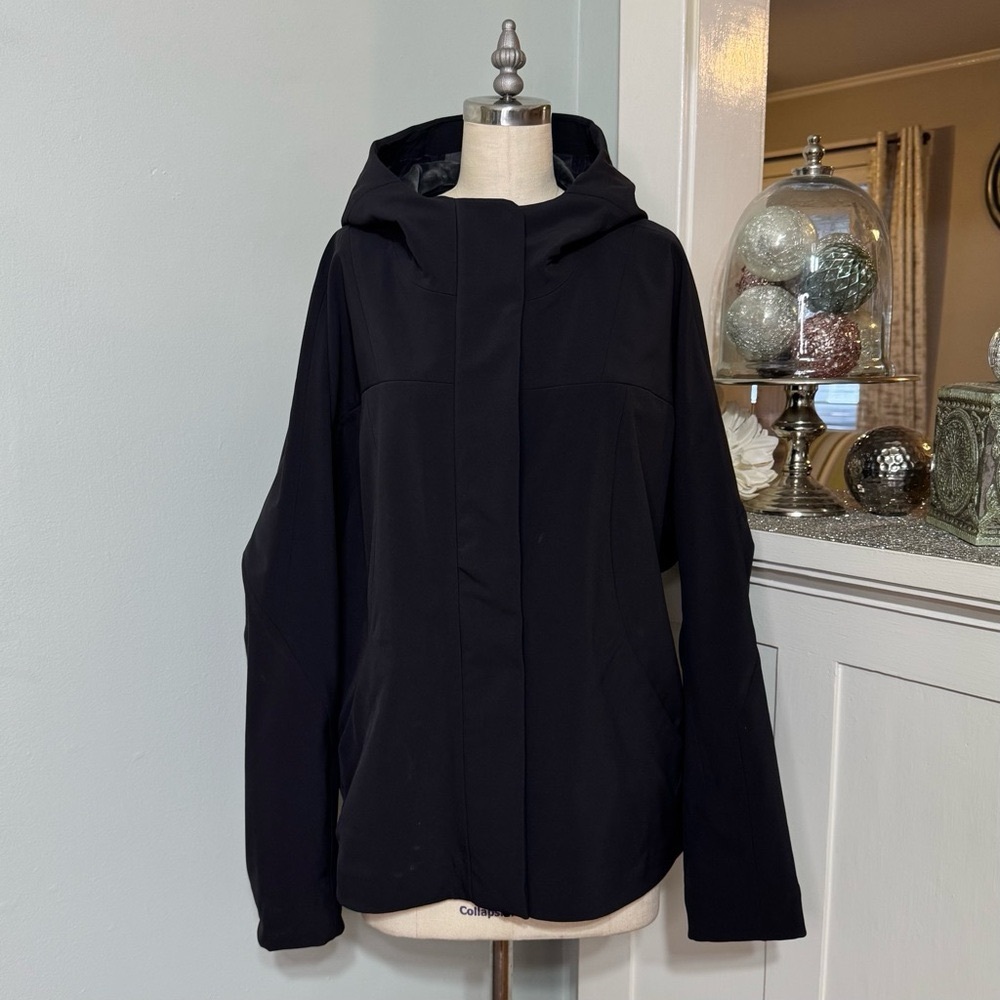 Lululemon RepelShell Cinch Back Rain Jacket Waterproof Windproof Velour Lined 12 - Picture 5 of 13